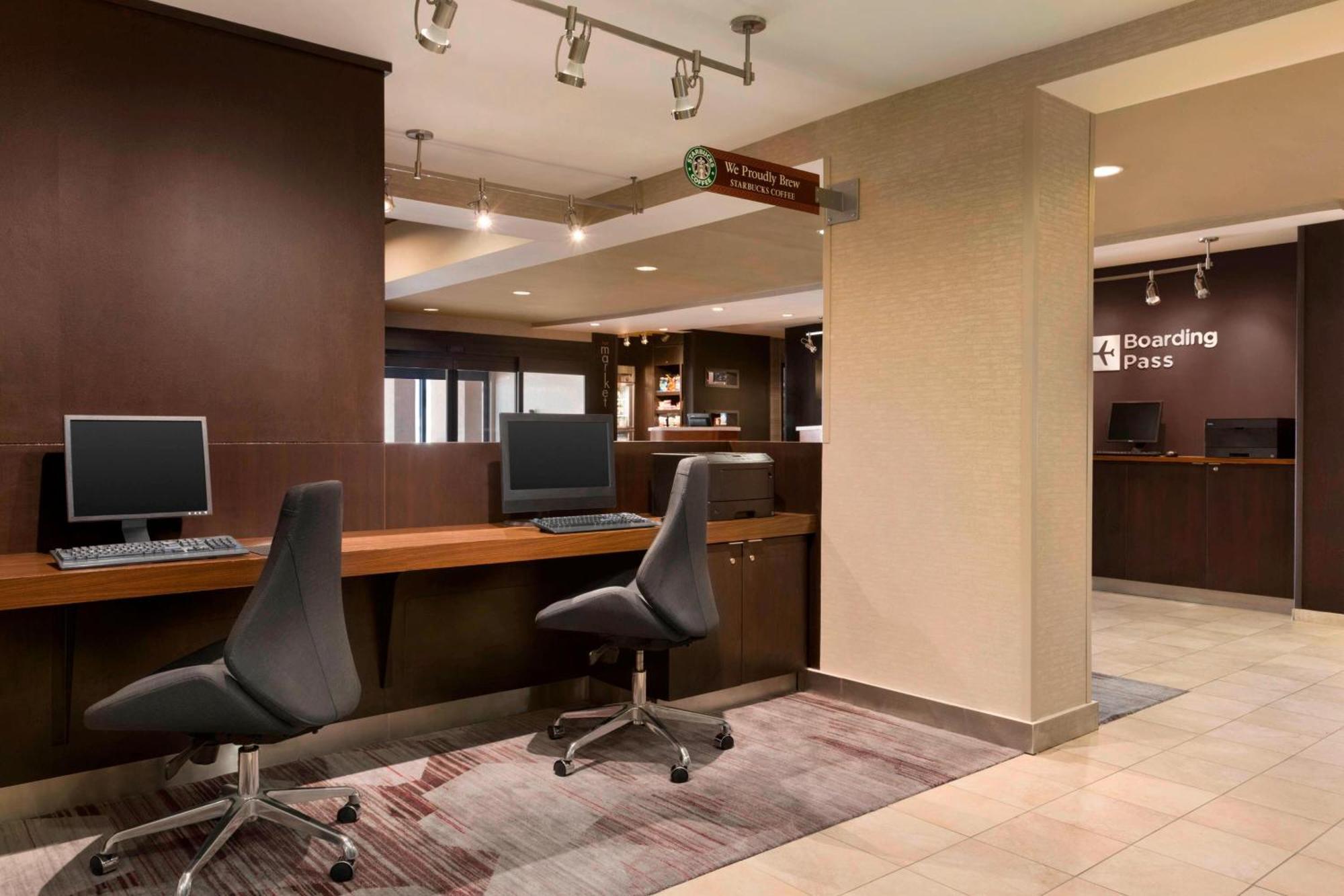 מלון Courtyard By Marriott Bloomington Normal מראה חיצוני תמונה