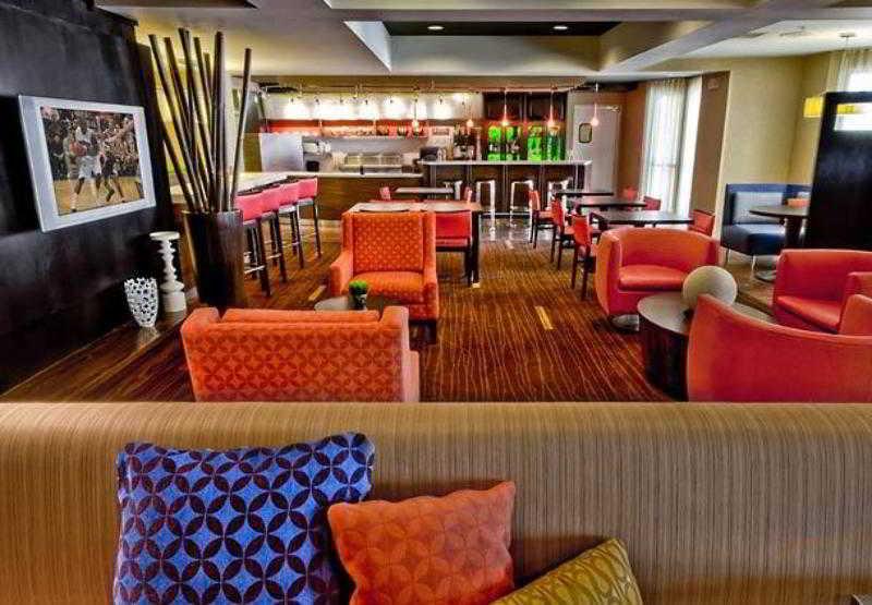 מלון Courtyard By Marriott Bloomington Normal מראה חיצוני תמונה