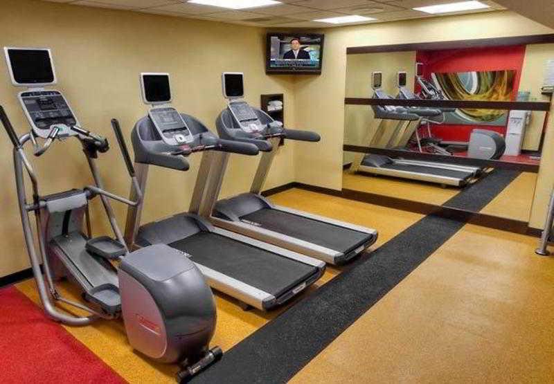 מלון Courtyard By Marriott Bloomington Normal מראה חיצוני תמונה